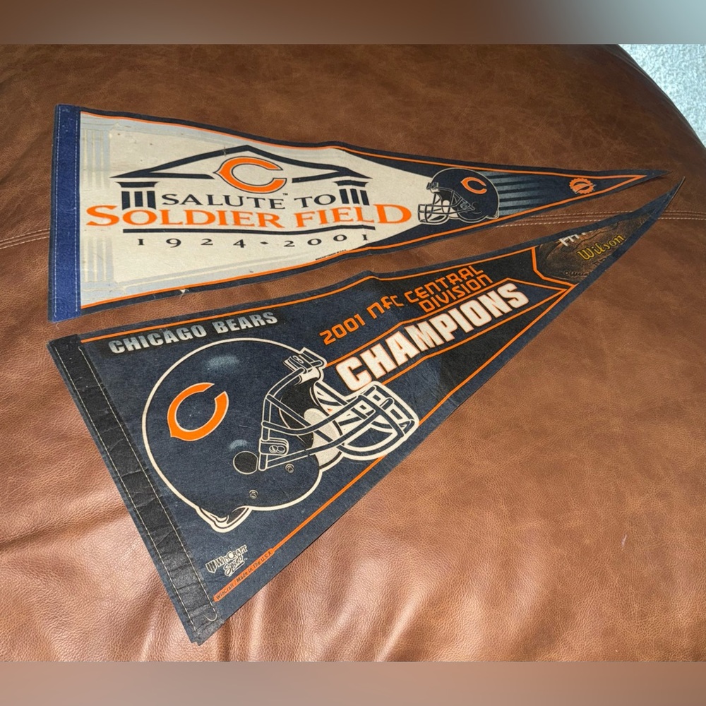 2001 Wincraft Chicago Bears Pennants X 2